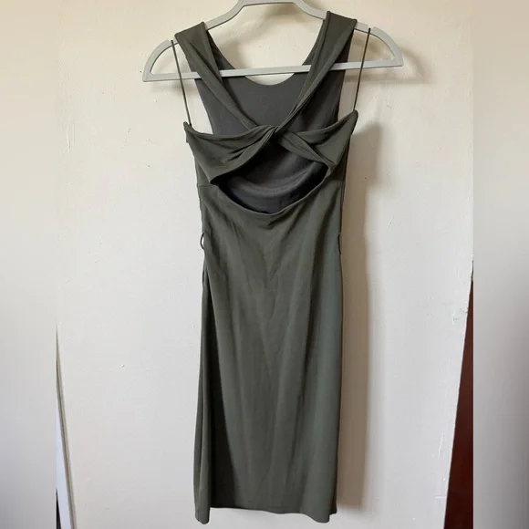GUCCI Bodycon Open Back Green Dress Size Small - Picture 2 of 5